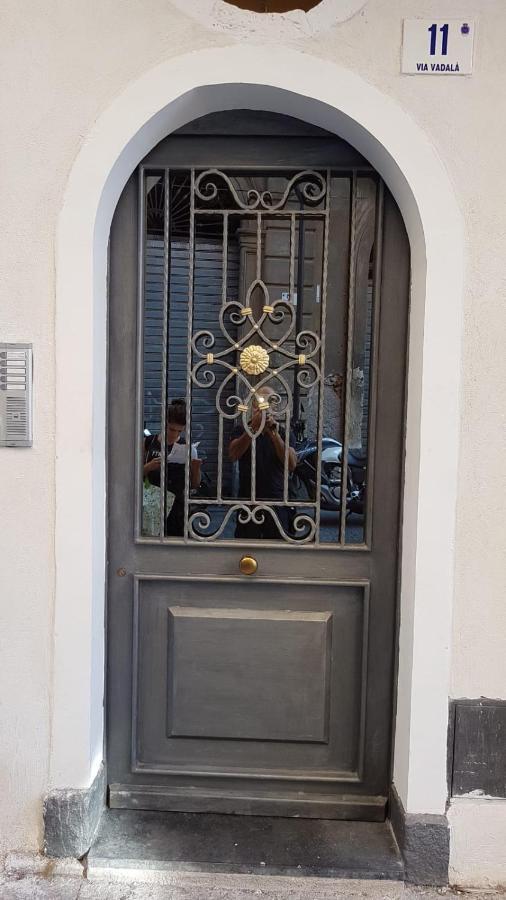 شقة La Terrazza Sul Centro كاتانيا المظهر الخارجي الصورة